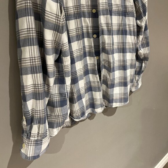 J Crew Flannel Button Down 100% Cotton Shirt - XL in Blue / White Plaid - Picture 2 of 7